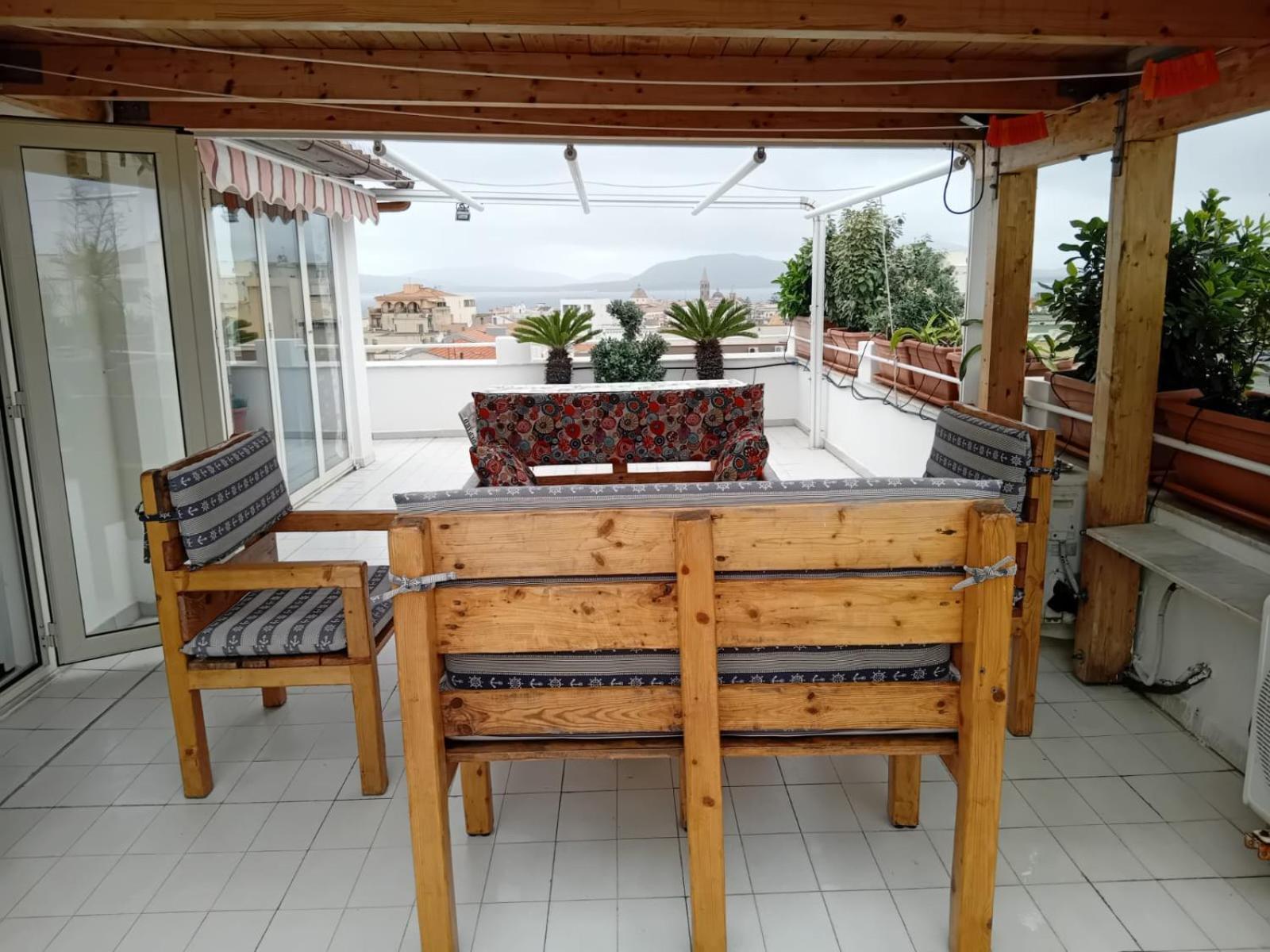 Appartamento Con Terrazza Alghero Exterior photo